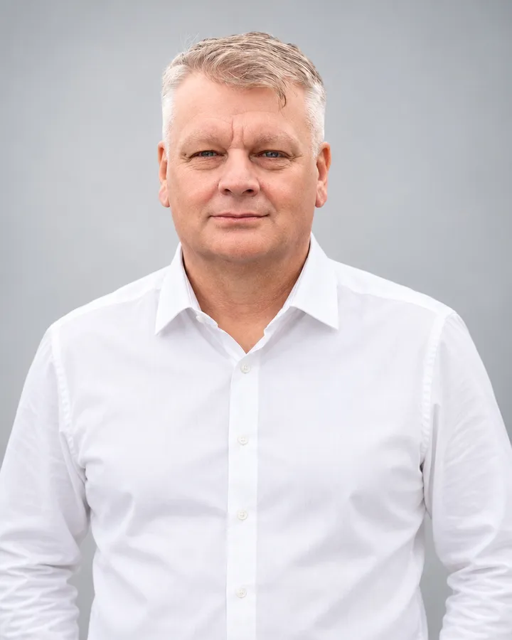 Portrét kandidáta Ing. Romana Zemánka